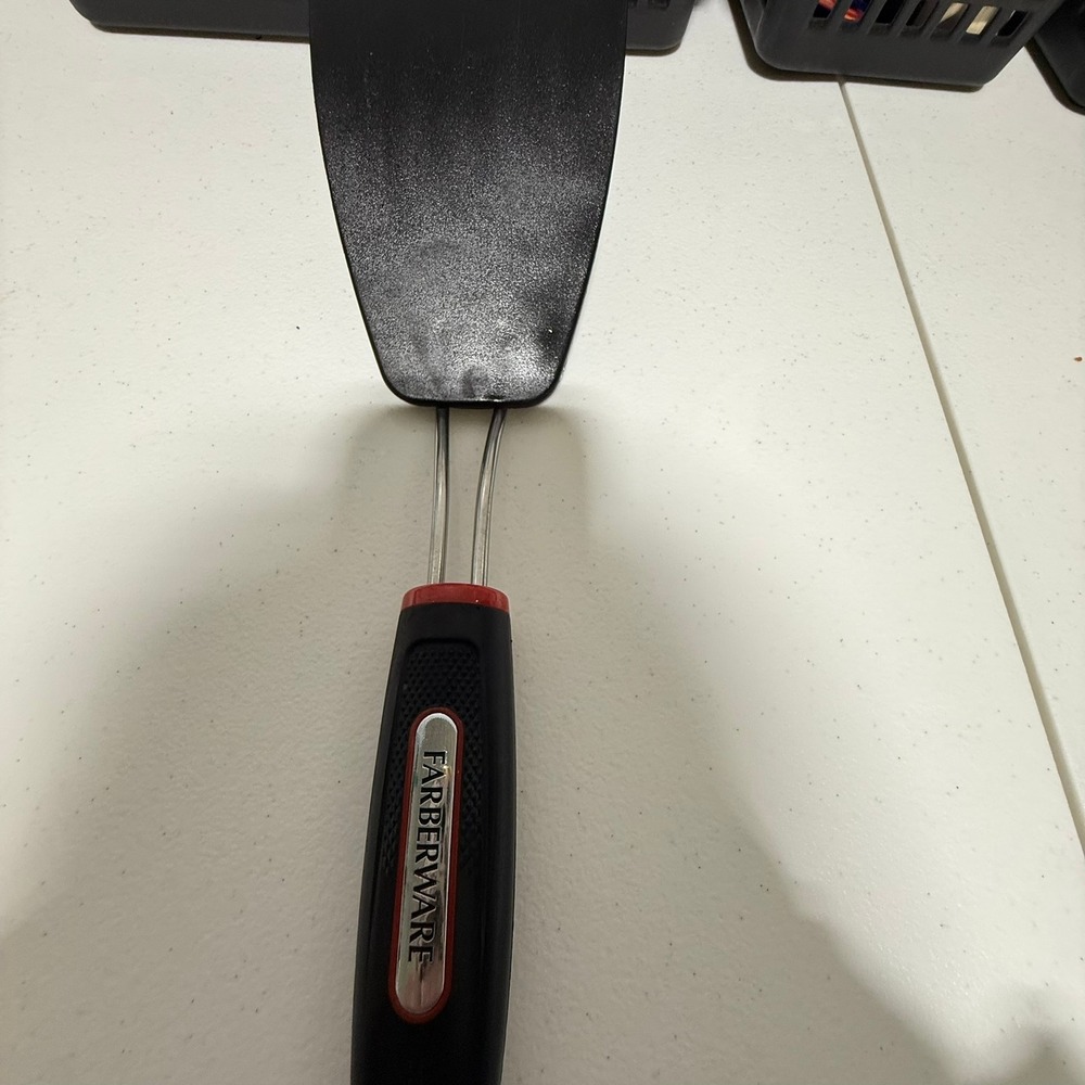 Farberware Nylon Turner Spatula Black Red‎ Handle Non-Stick Kitchen Utensil